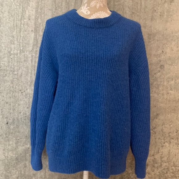 Everlane Sweaters - Everlane the Alpaca Crew